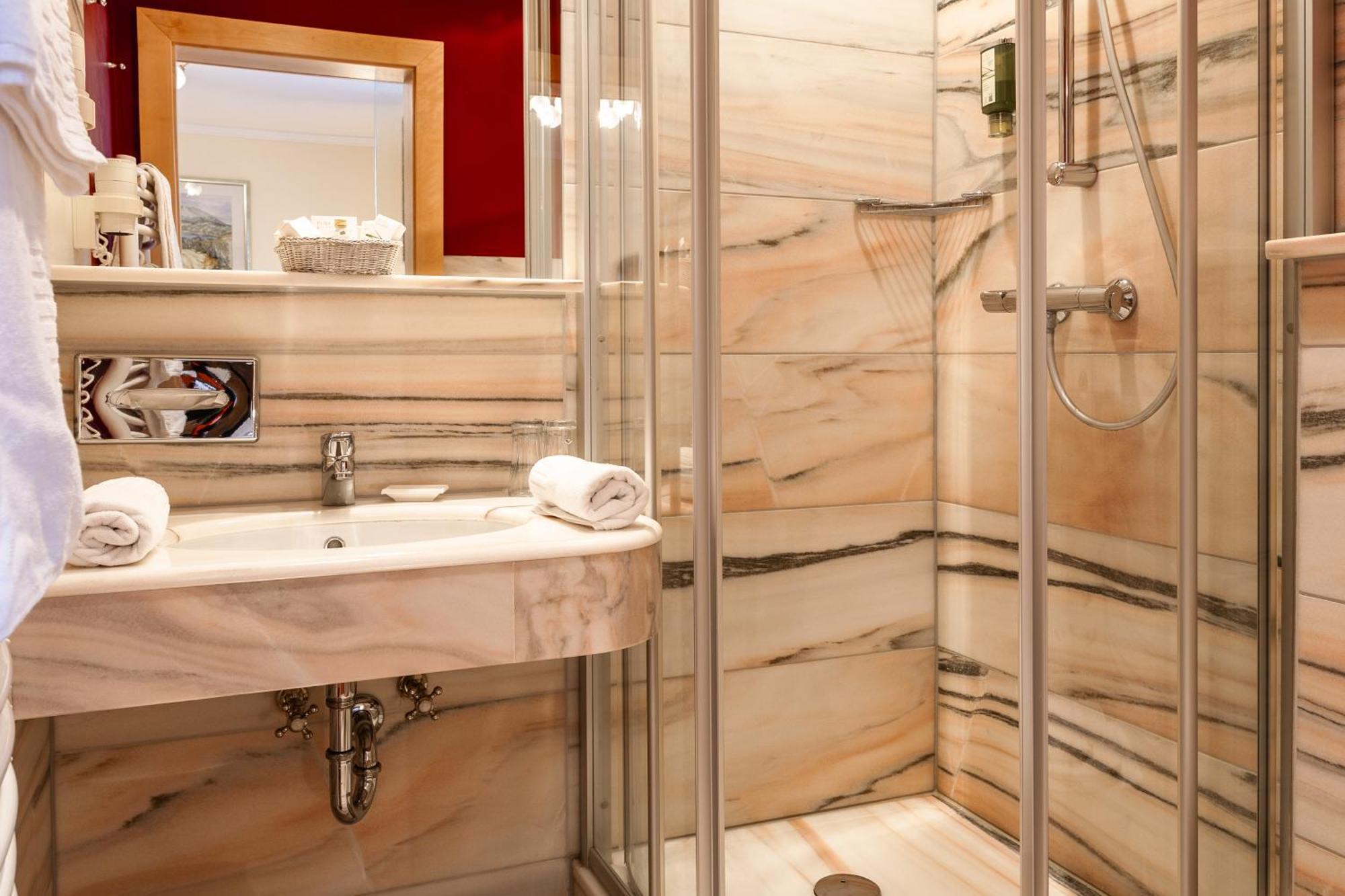 Schlosshotel Seewirt Turracher Hohe 외부 사진